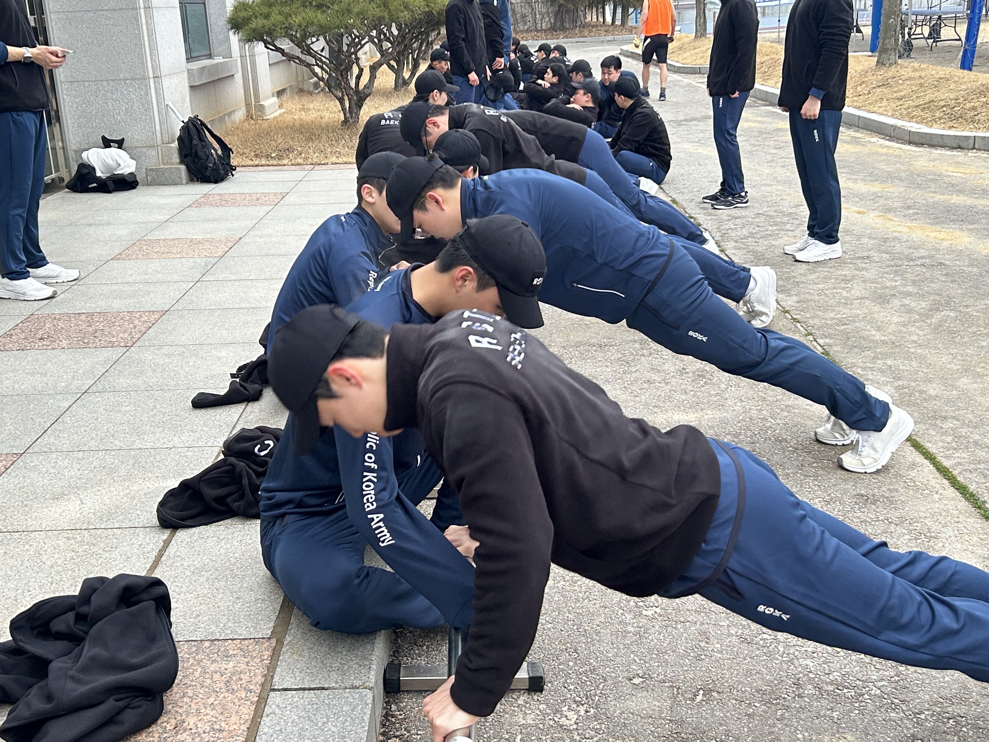 아침체력단련 3번째 첨부파일 이미지