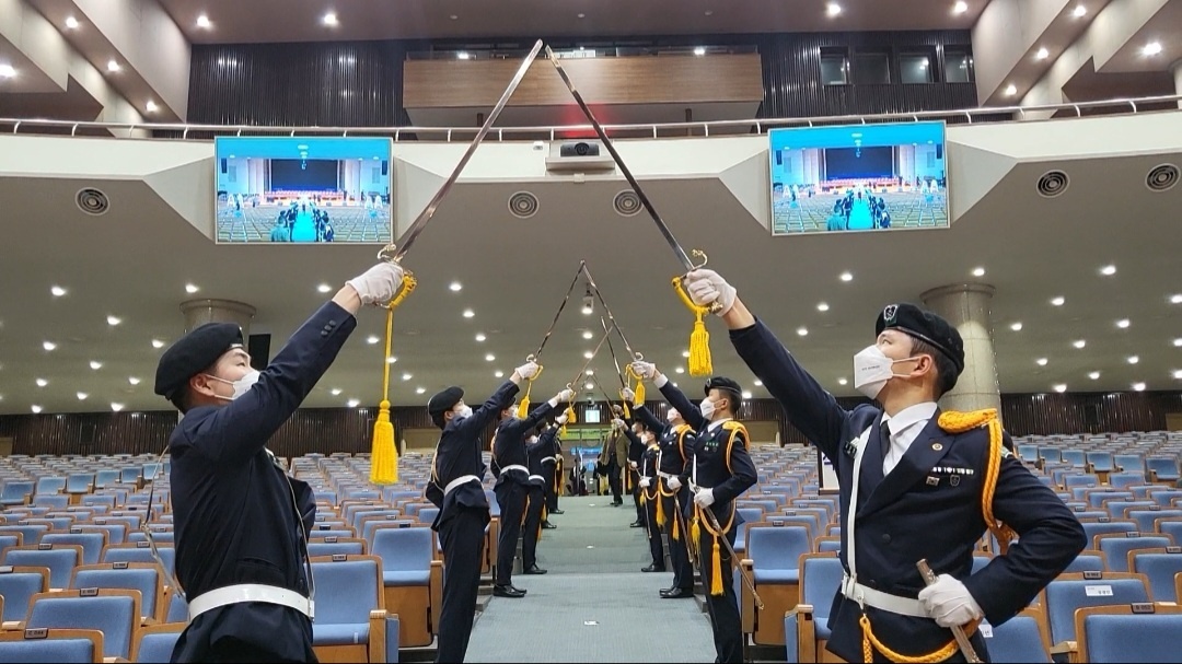 23년 졸업식 예도  1번째 첨부파일 이미지