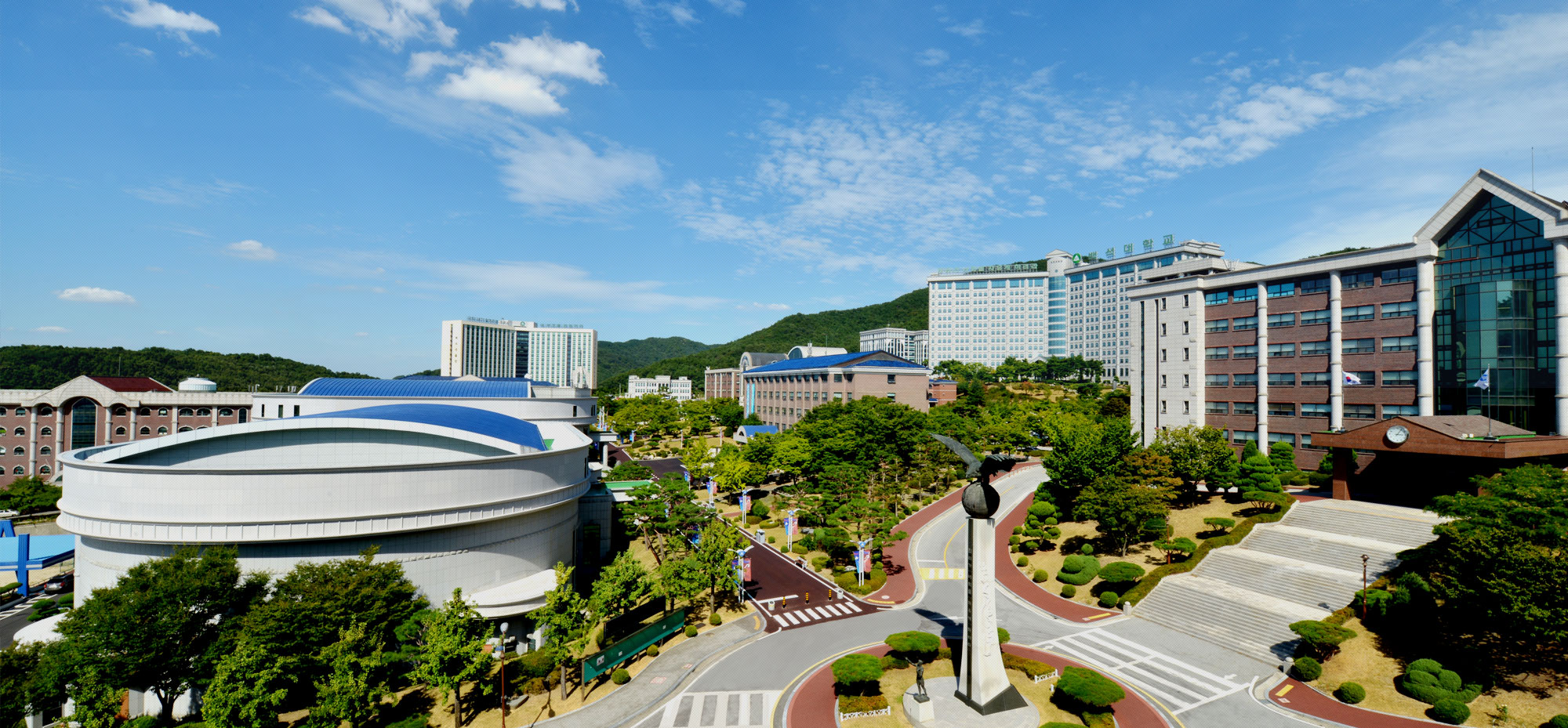 채용안내 메인 이미지1