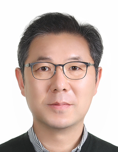 손철우 사진