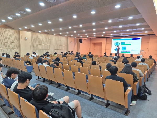[컴퓨터공학부] 2025학년도 컴퓨터공학부 학부활성화 특강 대표이미지
