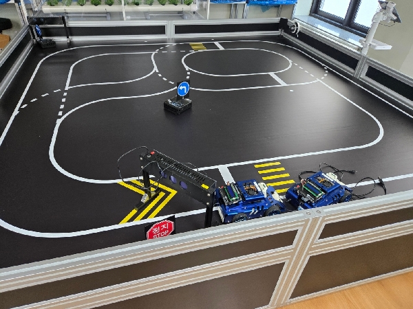 첨단IT학부 자율주행 기자재 도입 대표이미지