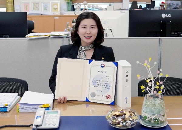 백석대학교 감사실 이영아 교직원, 교육부장관 표창 영예 대표이미지