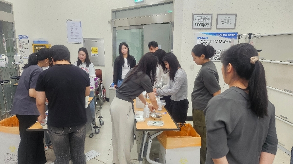 생명을 지키는 손, 병원이 원하는 간호사. 대학에서 먼저 준비하다 대표이미지